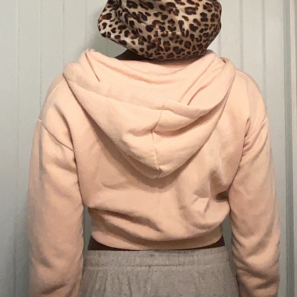 Pink Small Pretty Little Thing Cropped Hoodie - Picture 7 of 7